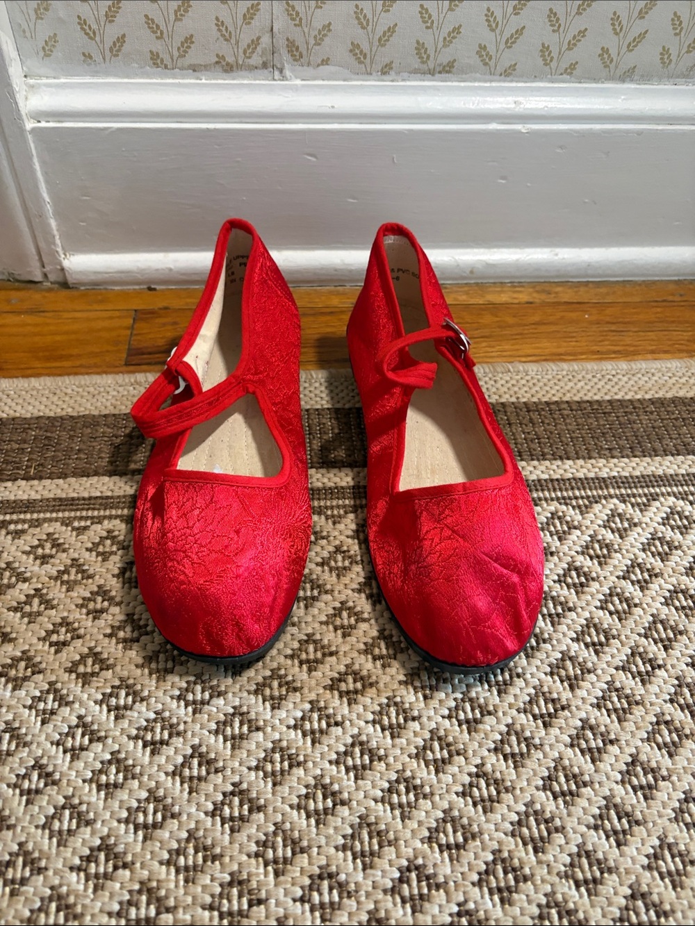 Red Floral Mary Jane/ Chinese slipper - Women's Stylish S